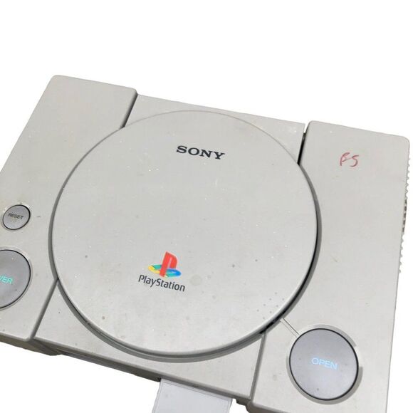 UNTESTESD Sony PlayStation 1 With Original Wires - Picture 16 of 16